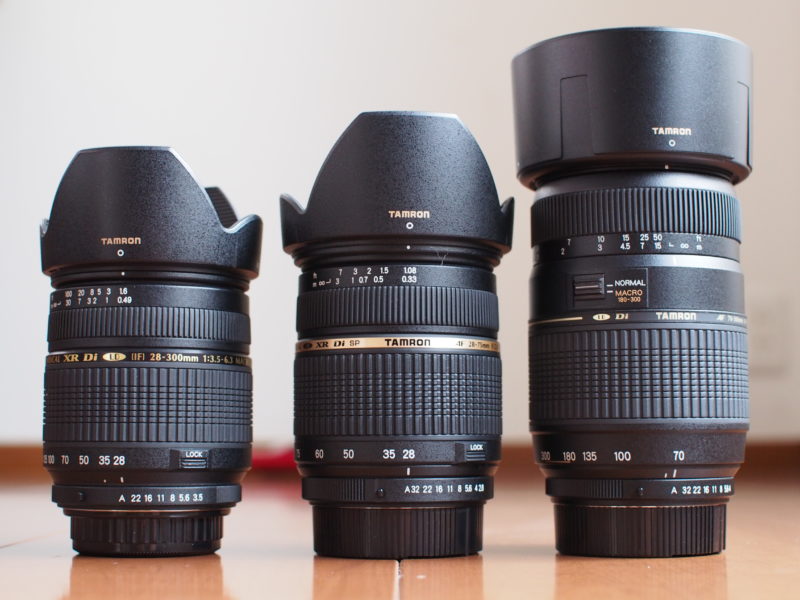 28-300mm F/3.5-6.3 (A061) と標準+望遠