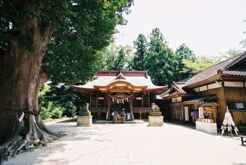 素鵞神社の拝殿