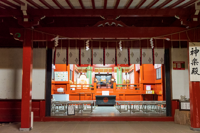 荒山神社中宮祠_神楽殿