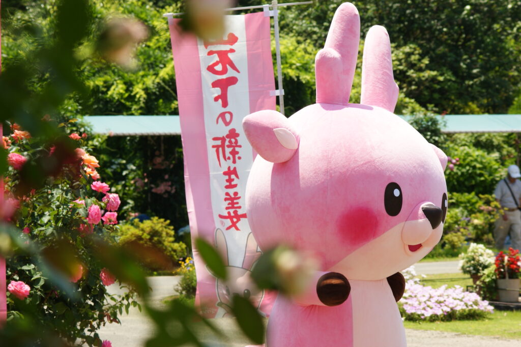 20250607_03_あしかがフラワーパーク_イワシカちゃん